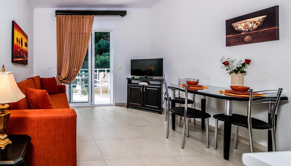 Niki Apartments Chrysi Ammoudia Exterior foto