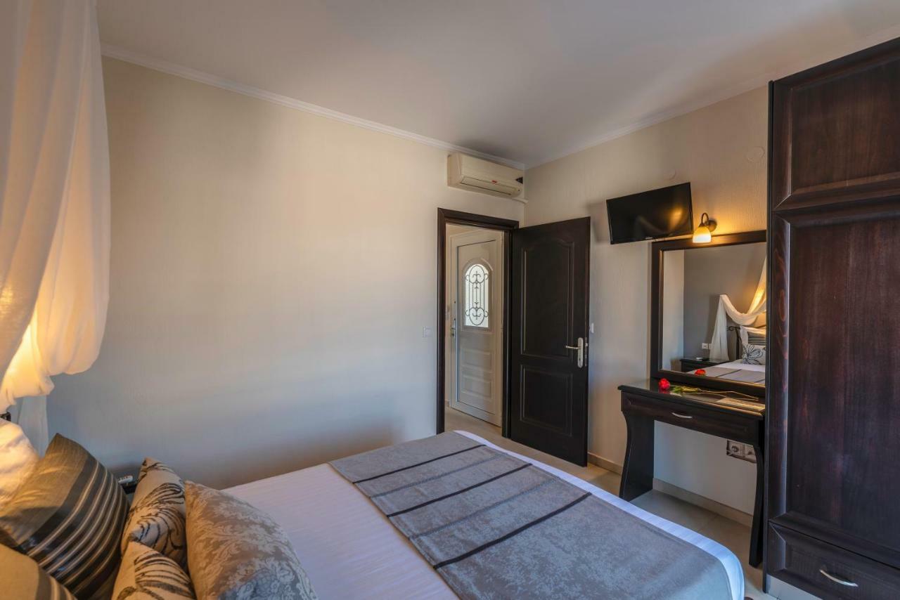 Niki Apartments Chrysi Ammoudia Exterior foto